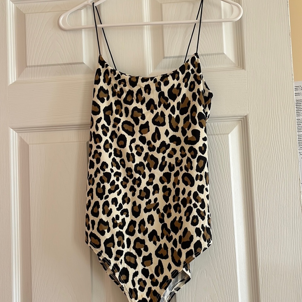 Leopard print top, size S-M